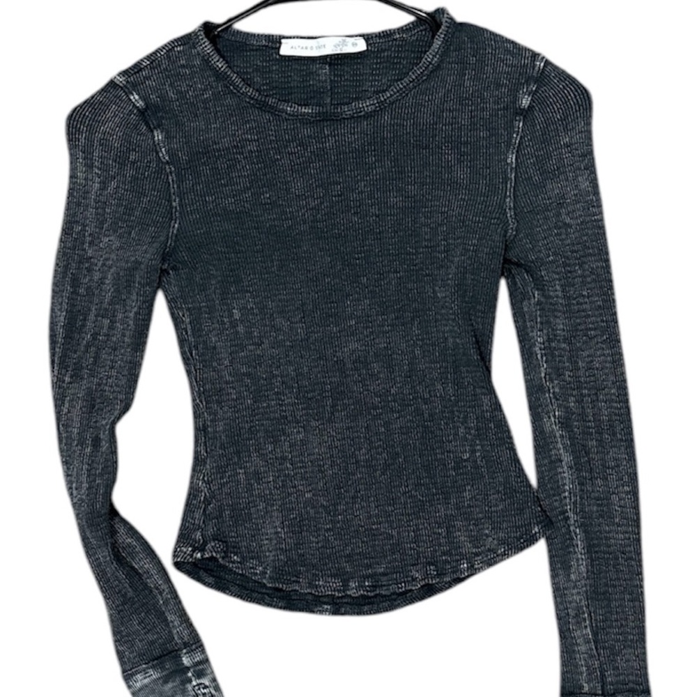Women's Black Long Sleeve Top
